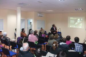 406958_4928469370132_1779412581_nB