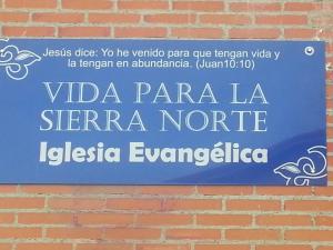 599071_10200689391697767_629200763_n